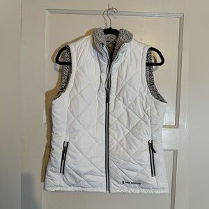 Reversible vest